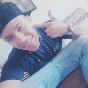 Meet your Posher, Cyrus